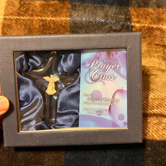 NWT Faithful crystal Prayer Cross with Golden healing Angel at its center - Picture 3 of 9